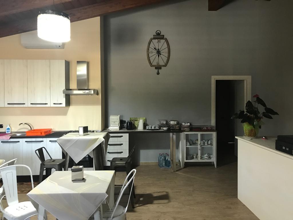 Room & Breakfast Le Magie Sindia Exterior foto